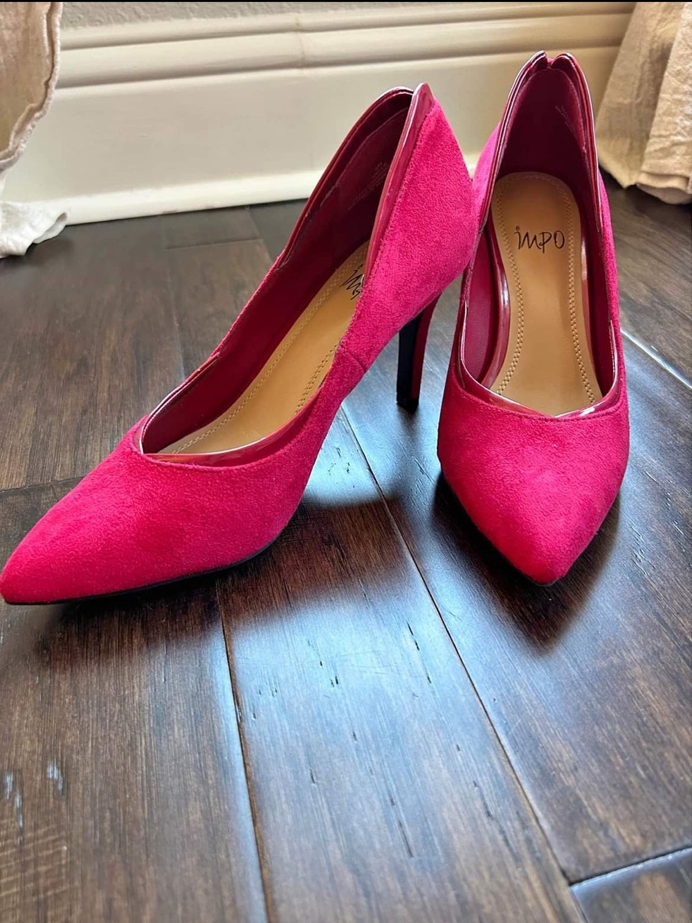 IMPO Women's Red Suede Pointed-Toe Stiletto Pumps